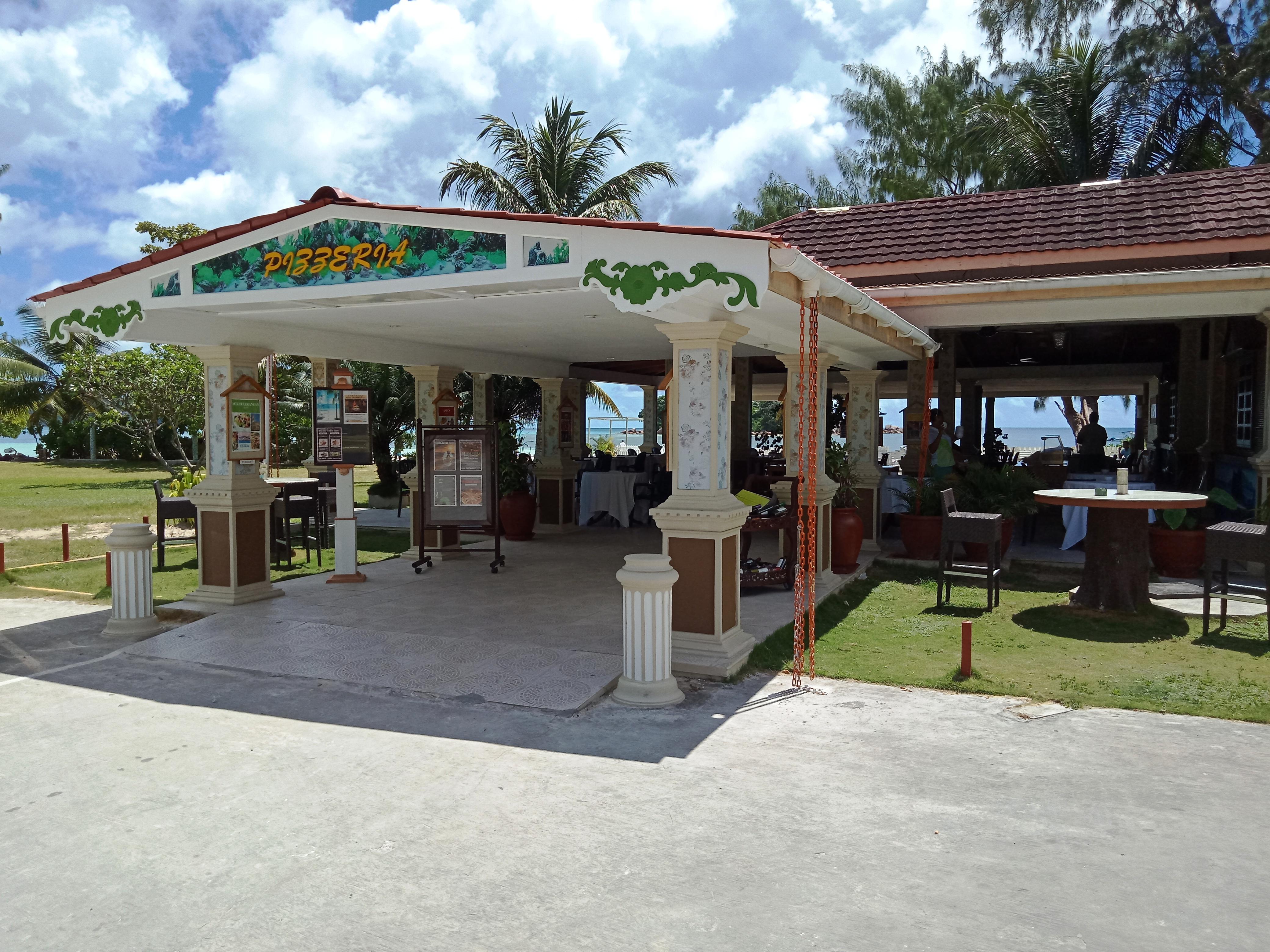 Berjaya Praslin Resort Anse Volbert Village Eksteriør billede